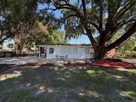 4556 Woodmere Lane Lake Worth FL 33463