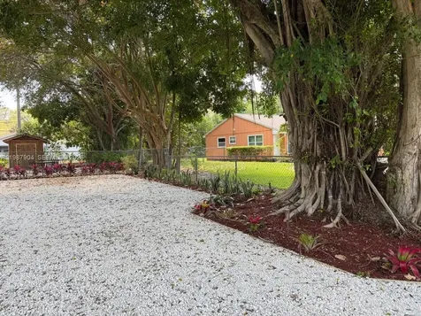 4556 Woodmere Lane Lake Worth FL 33463