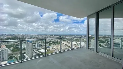 851 NE 1st Avenue Miami FL 33132