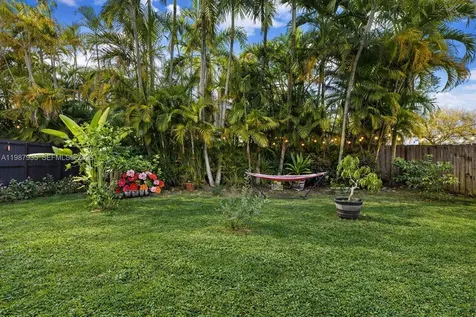 16479 SW 50th Terrace Miami FL 33185