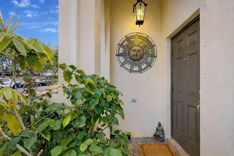 16479 SW 50th Terrace Miami FL 33185