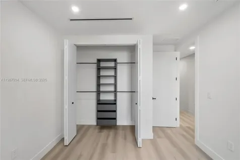536 NW 48th Street Miami FL 33127
