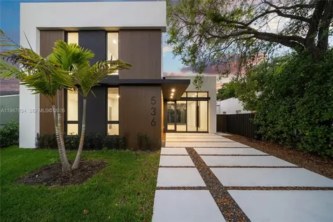 536 NW 48th Street Miami FL 33127