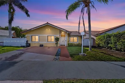 14446 SW 96th Terrace Miami FL 33186