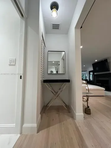 5173 Alton Road Miami Beach FL 33140