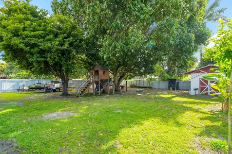10747 NW 22nd Court Miami FL 33167