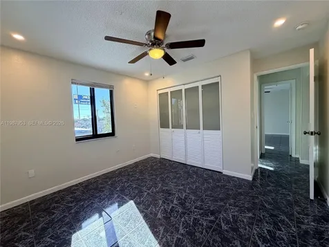 3525 SW 92nd Avenue Miami FL 33165