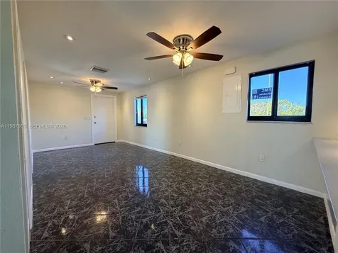 3525 SW 92nd Avenue Miami FL 33165