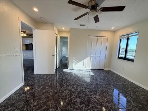 3525 SW 92nd Avenue Miami FL 33165