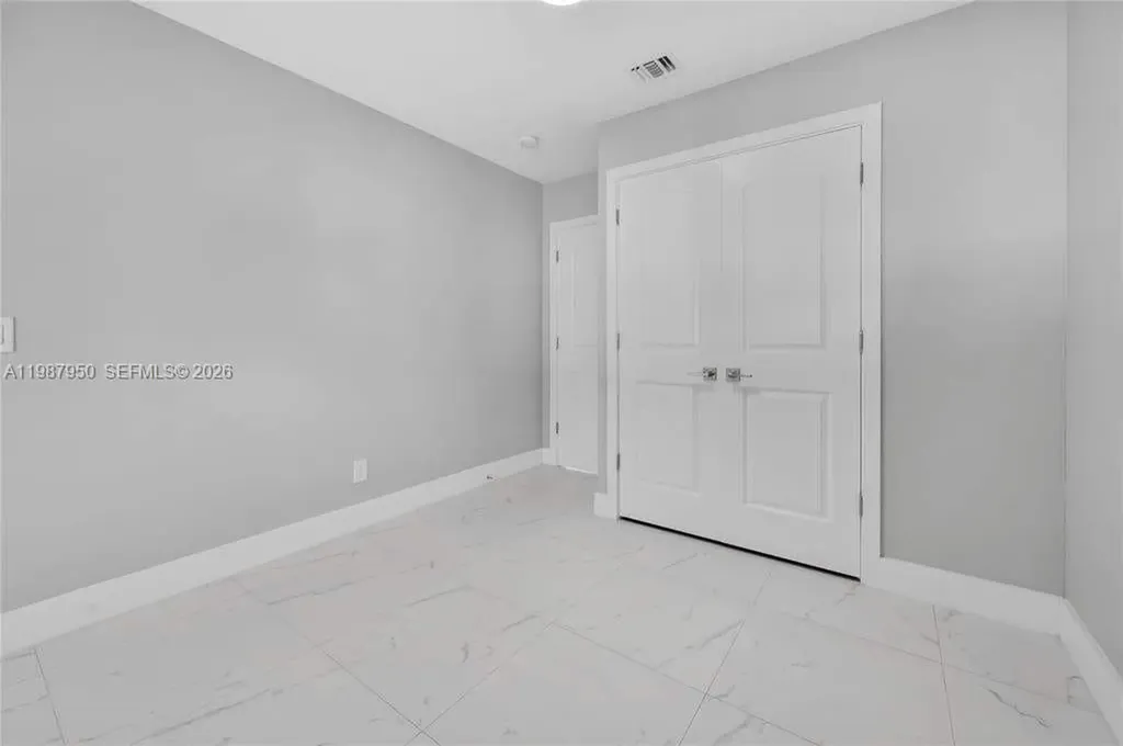4010 NW 99th Avenue Coral Springs FL 33065
