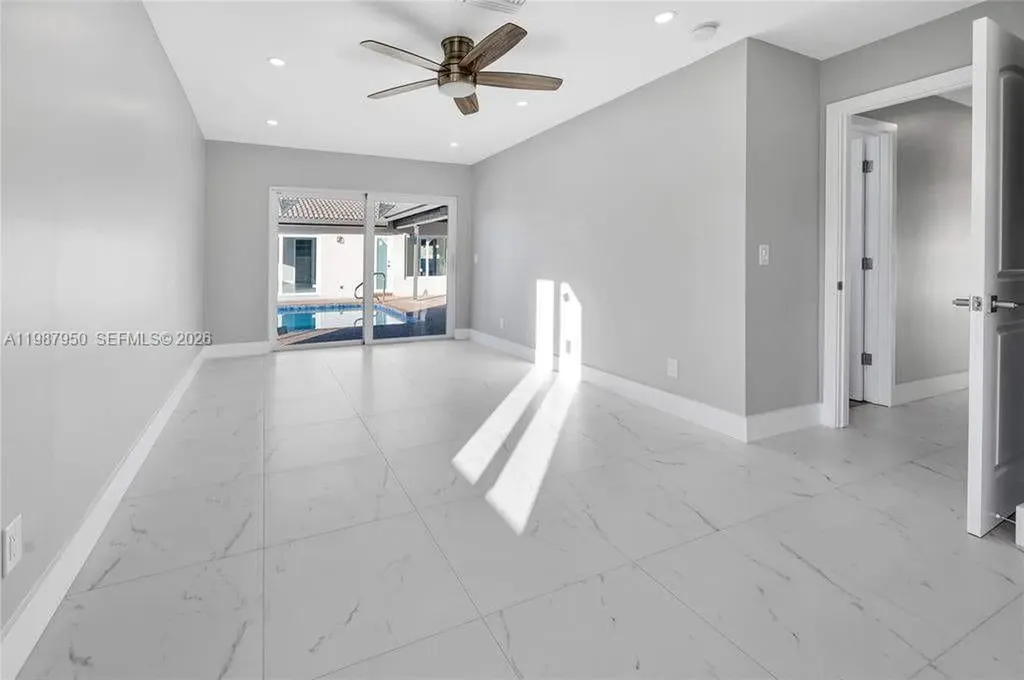 4010 NW 99th Avenue Coral Springs FL 33065