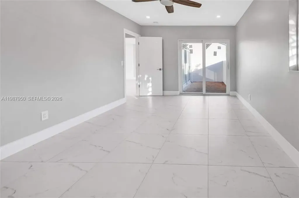 4010 NW 99th Avenue Coral Springs FL 33065