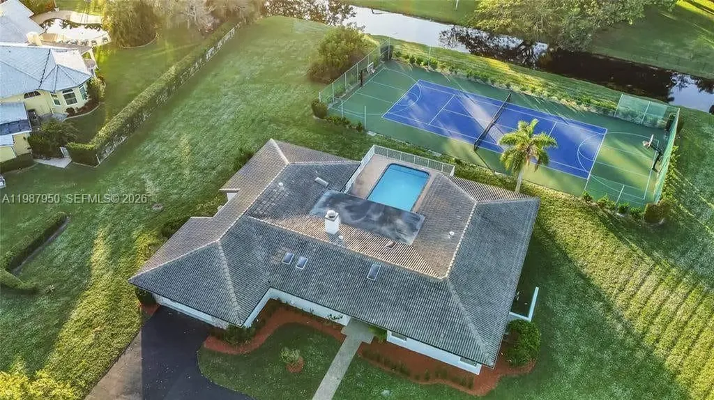 4010 NW 99th Avenue Coral Springs FL 33065