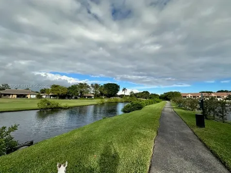 3309 Water Oak Drive Hollywood FL 33021