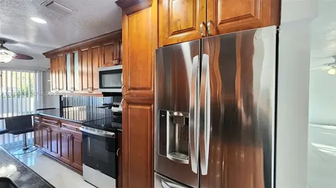 841 NW 81st Avenue Plantation FL 33324