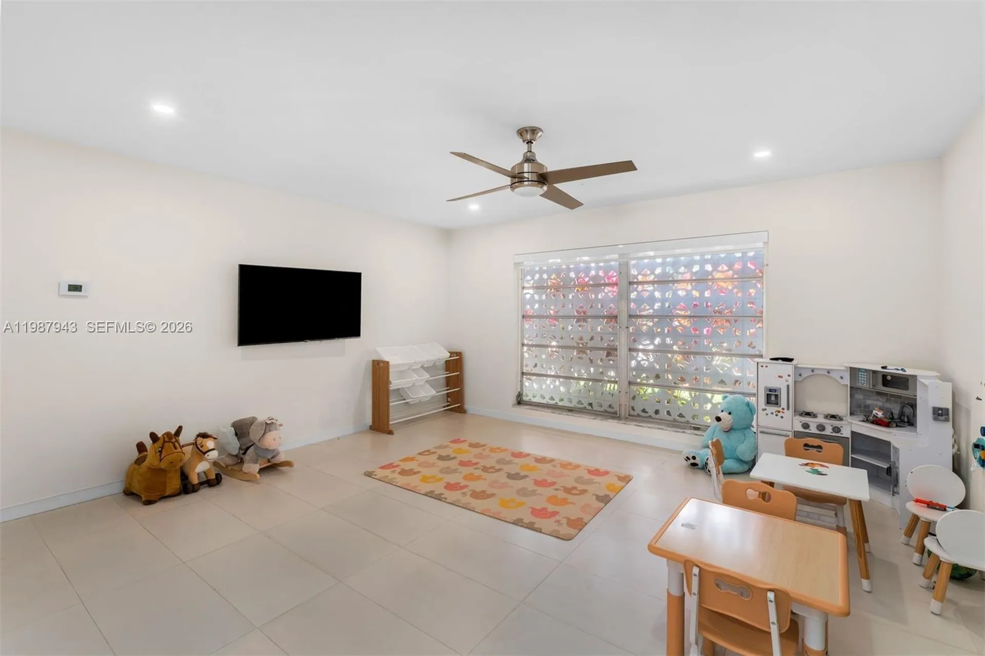 1525 Diplomat Parkway Hollywood FL 33019