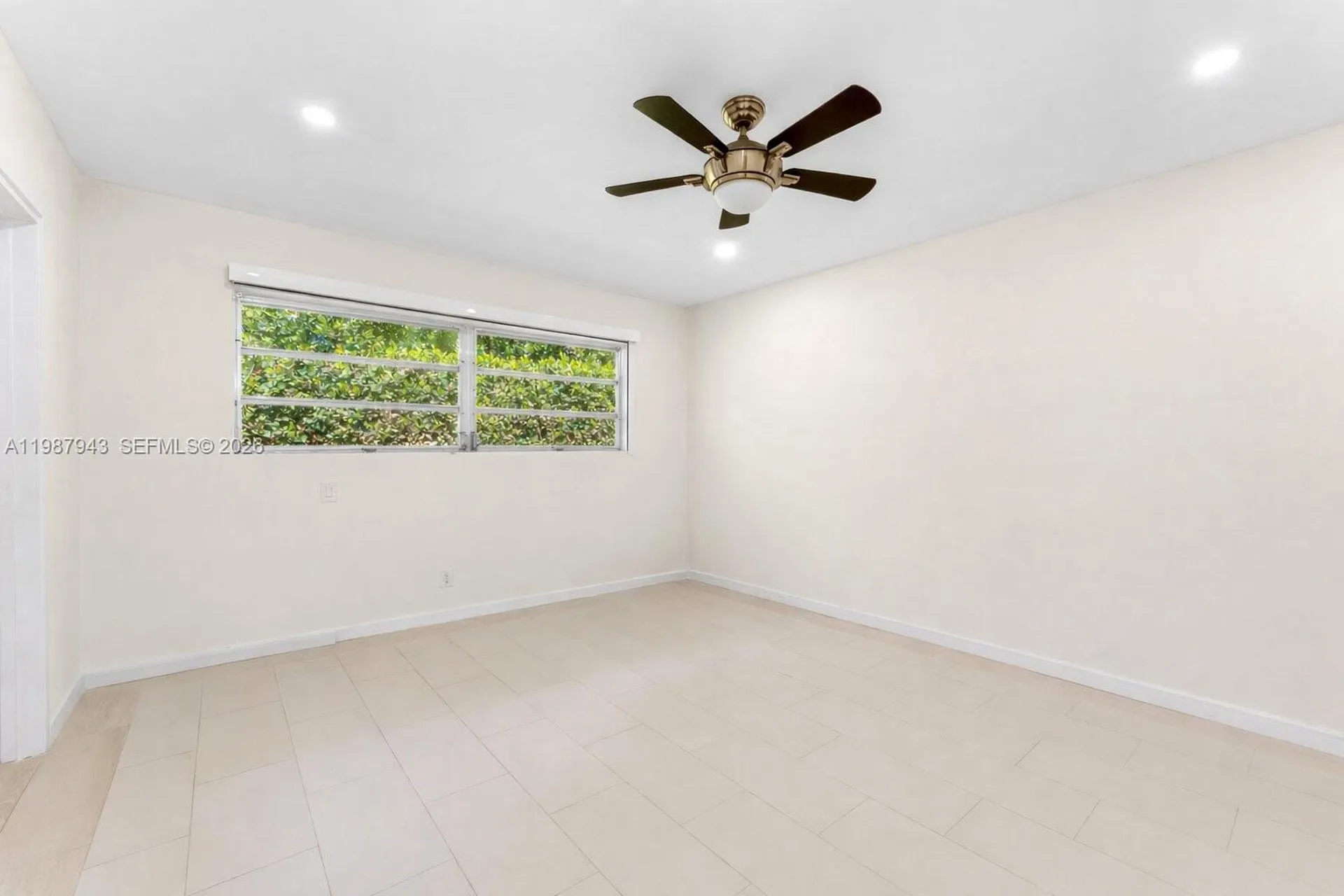 1525 Diplomat Parkway Hollywood FL 33019