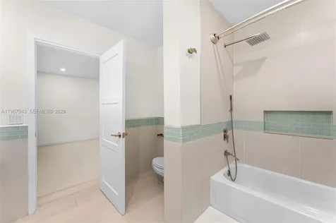1525 Diplomat Parkway Hollywood FL 33019