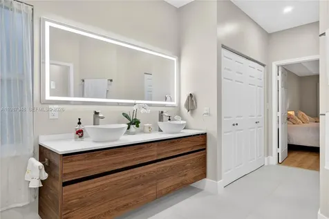 1511 NW 168th Avenue Pembroke Pines FL 33028