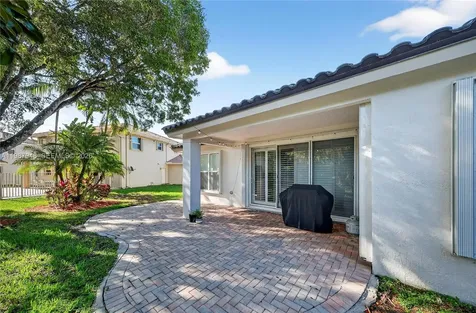 1511 NW 168th Avenue Pembroke Pines FL 33028