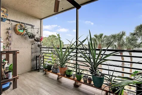 1100 Colony Point Circle Pembroke Pines FL 33026