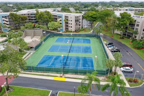 1100 Colony Point Circle Pembroke Pines FL 33026