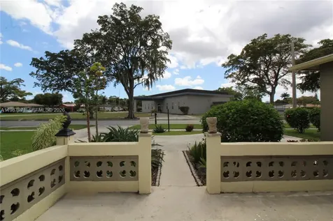 5160 SW 8th Street Margate FL 33068