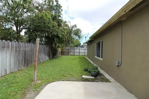 5160 SW 8th Street Margate FL 33068