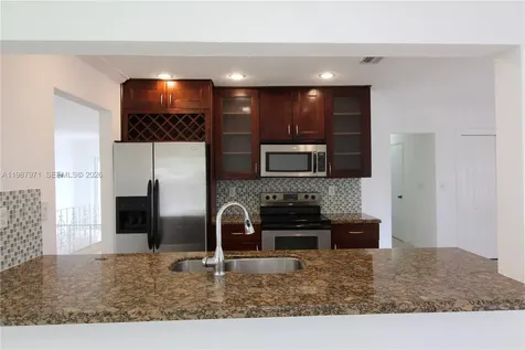 5160 SW 8th Street Margate FL 33068