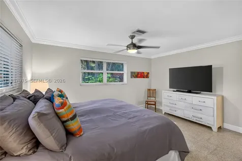 632 NW 28th Court Wilton Manors FL 33311