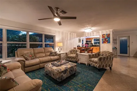632 NW 28th Court Wilton Manors FL 33311