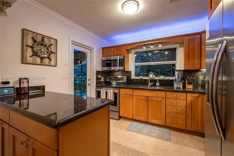 632 NW 28th Court Wilton Manors FL 33311