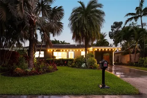 632 NW 28th Court Wilton Manors FL 33311