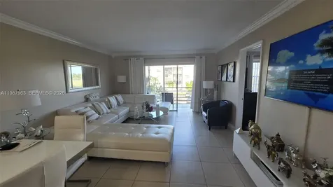3050 E Sunrise Lakes Drive Sunrise FL 33322