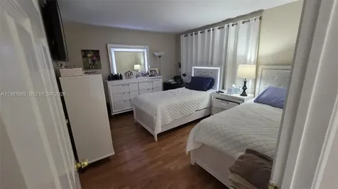3050 E Sunrise Lakes Drive Sunrise FL 33322