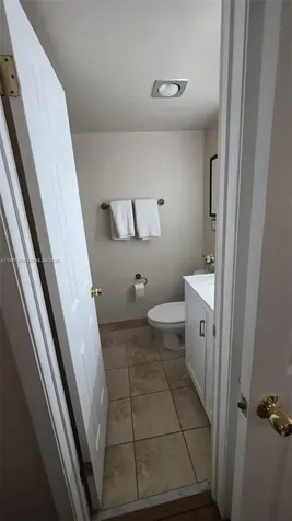3050 E Sunrise Lakes Drive Sunrise FL 33322
