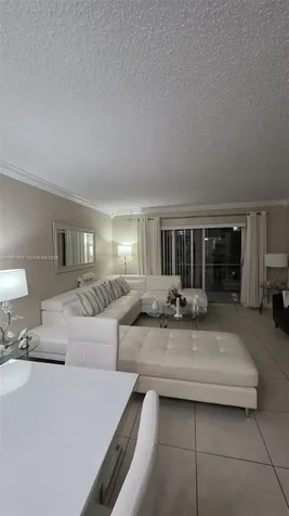 3050 E Sunrise Lakes Drive Sunrise FL 33322