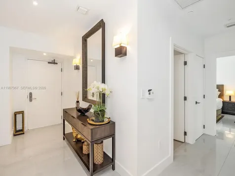 6799 Collins Avenue Miami Beach FL 33141
