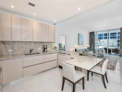 6799 Collins Avenue Miami Beach FL 33141