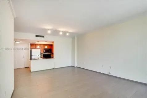 2000 N Bayshore Drive Miami FL 33137