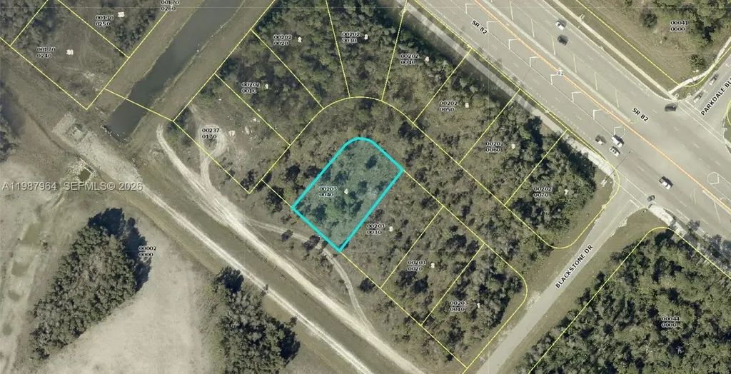 807 Fabian Circle Fort Myers FL 33913