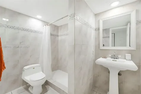 18001 N Bay Road Sunny Isles Beach FL 33160