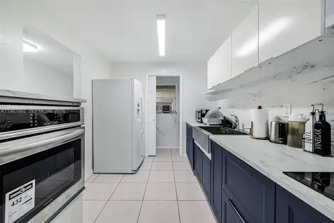 18001 N Bay Road Sunny Isles Beach FL 33160