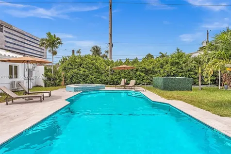 703 NE 7th Street Hallandale Beach FL 33009
