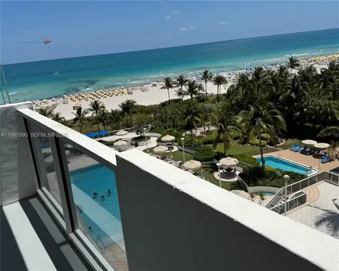 100 Lincoln Road Miami Beach FL 33139