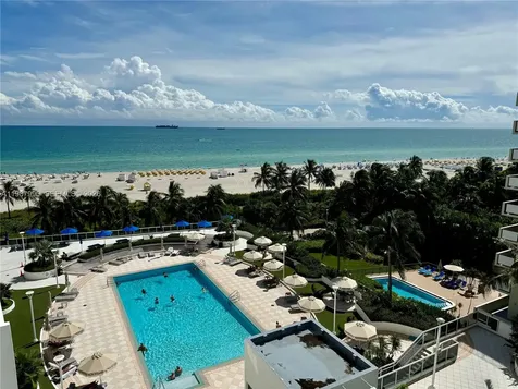 100 Lincoln Road Miami Beach FL 33139