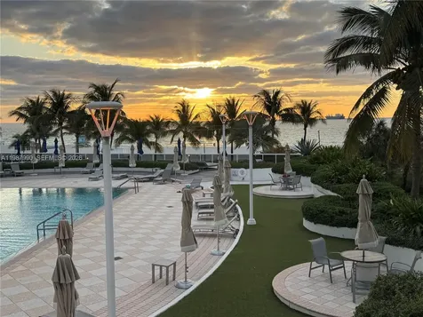 100 Lincoln Road Miami Beach FL 33139