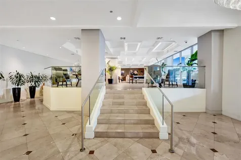 100 Lincoln Road Miami Beach FL 33139