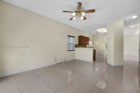 1282 NW 171st Terrace Pembroke Pines FL 33028