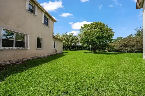 1282 NW 171st Terrace Pembroke Pines FL 33028
